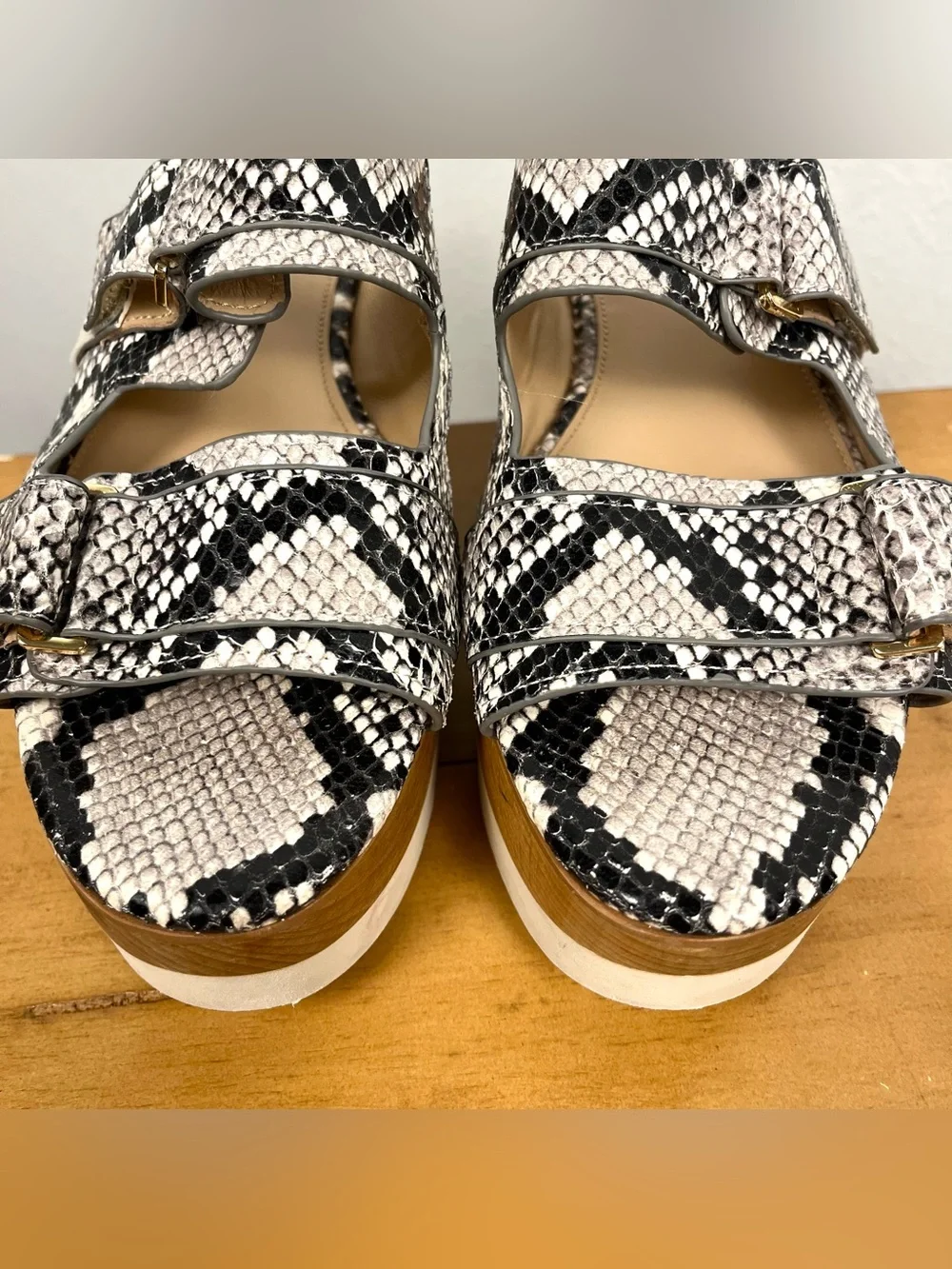 Veronica Beard 8 Welda Snake-Print Platform Wedge Slide Sandals Black & Gray